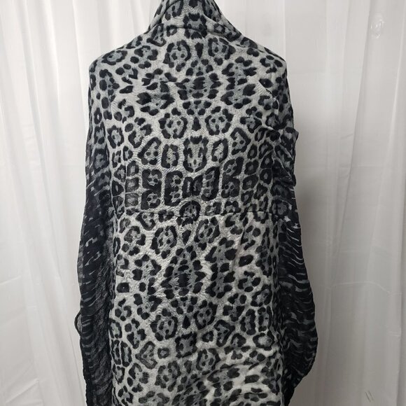 Unbranded Gray & Black Leopard Print Infinity Scarf - Picture 7 of 7